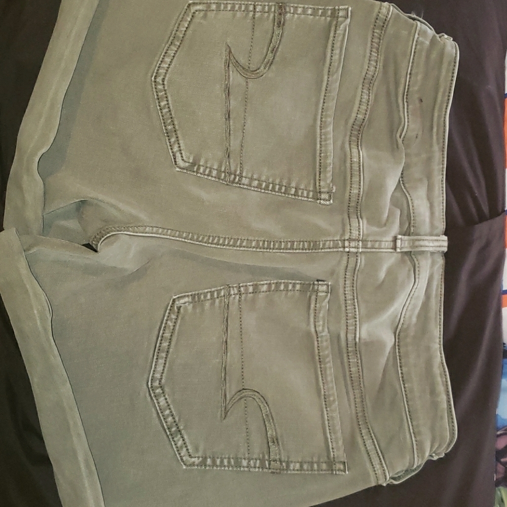 American Eagle shorts sz8